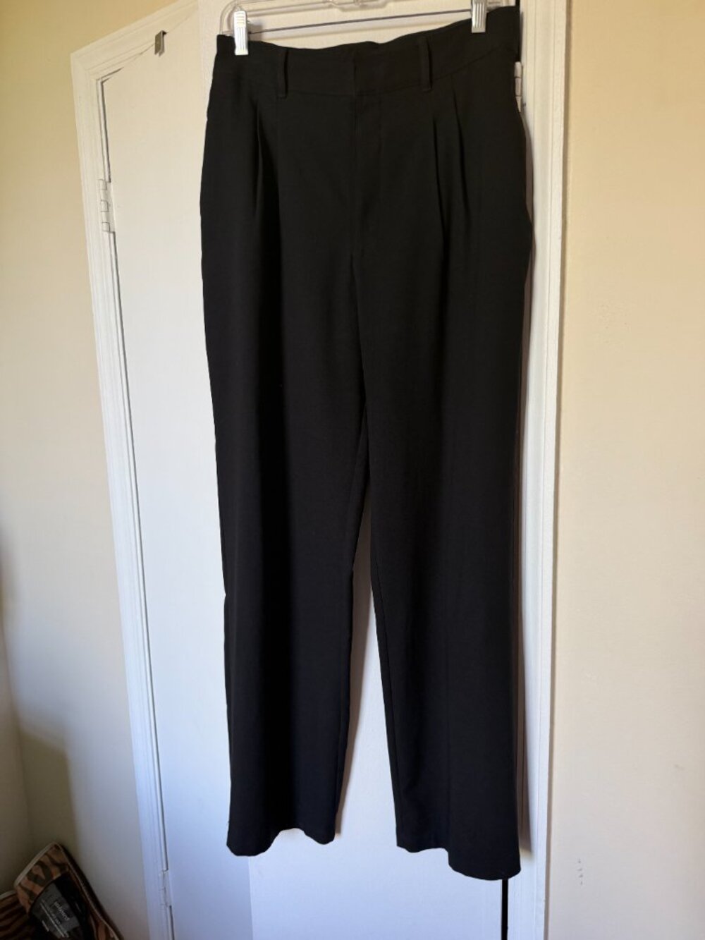 Abercrombie & Fitch Women's Black and Grey Trousers